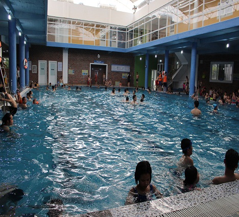 Khuyến mại sốc cho học viên bơi tại Fami