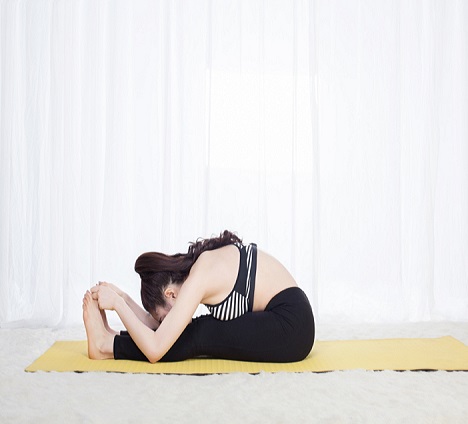 Bài tập yoga chữa đau lưng